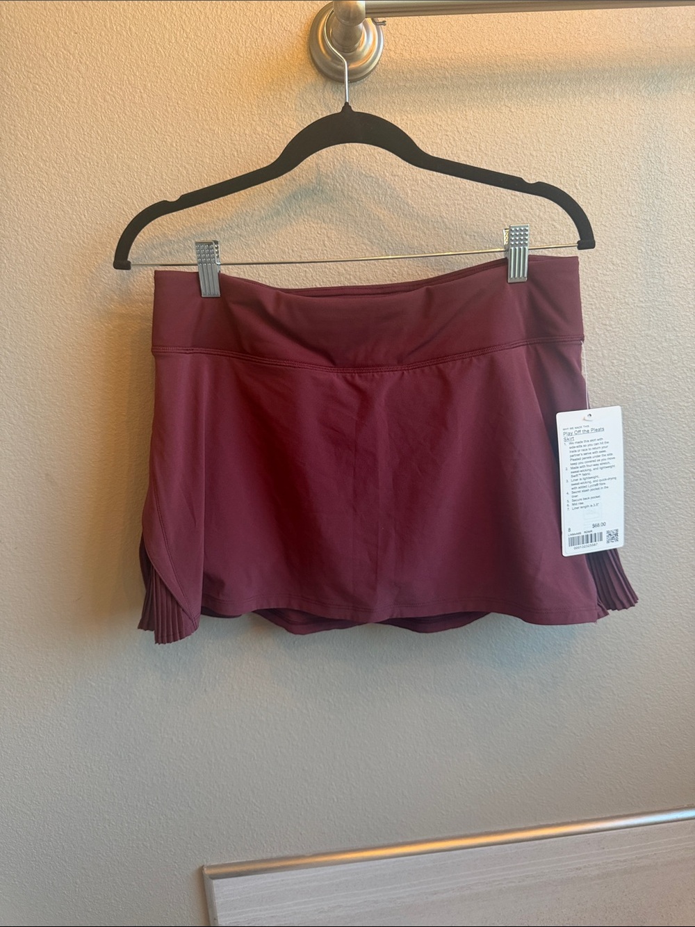 LuluLemon Women's Burgundy Active Skort with Pleated Sides NWT